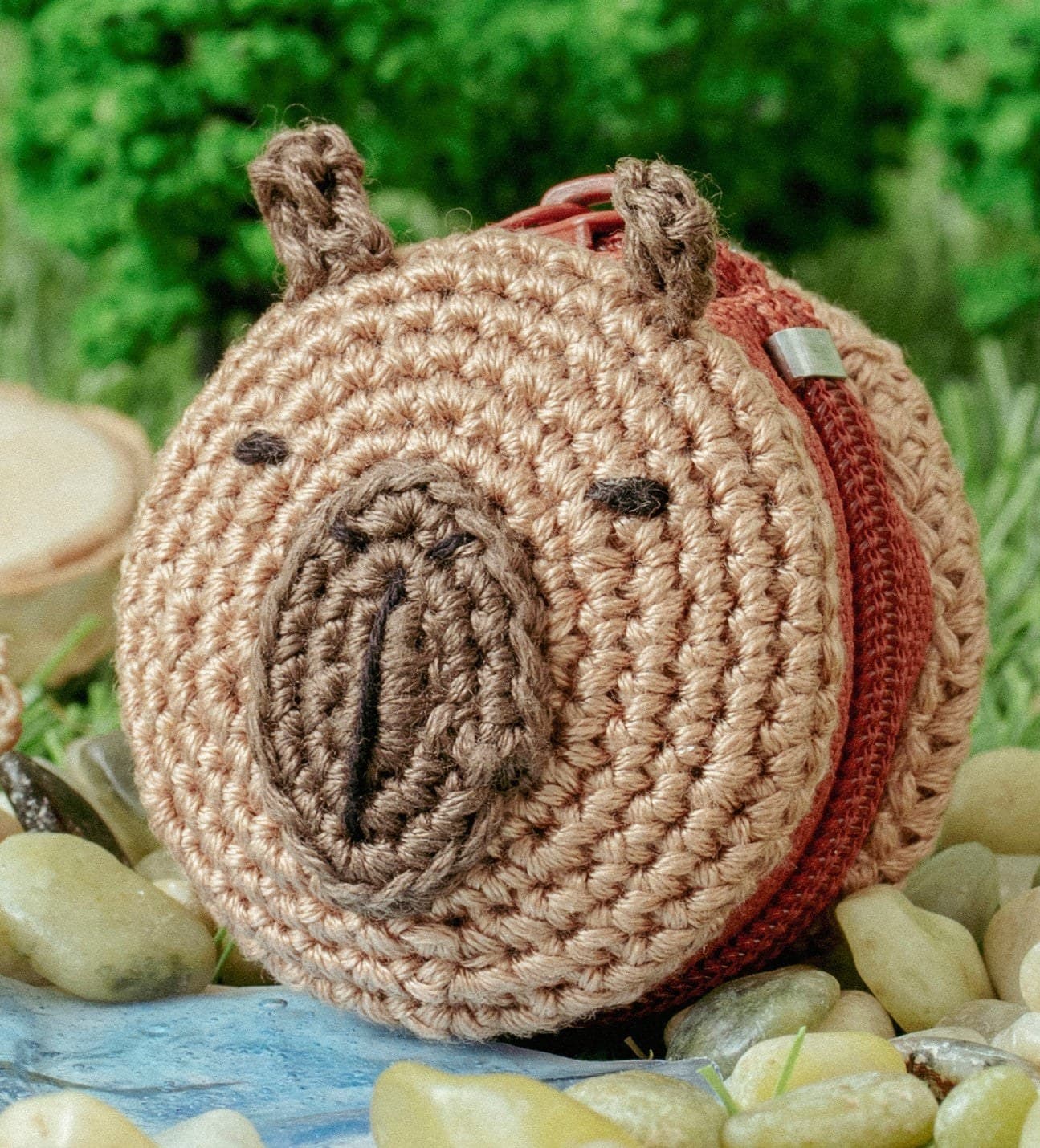 Capybara crochet pouch kit